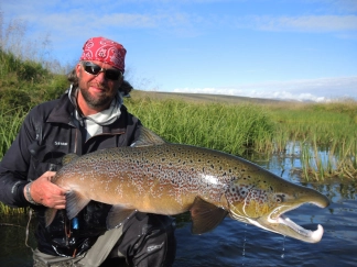 105 cm from Oseyri Pool 105 cm from Oseyri Pool