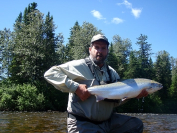 Small head - large body Small head - large body