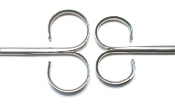 Renomed rings compared Renomed rings compared