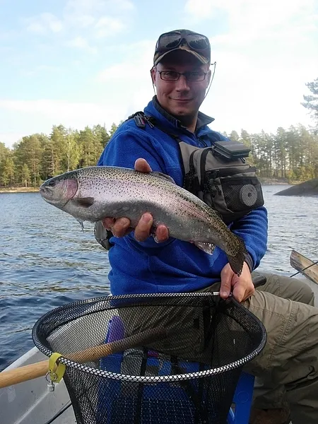 User submitted picture: Nikolai Holttinen & rainb...